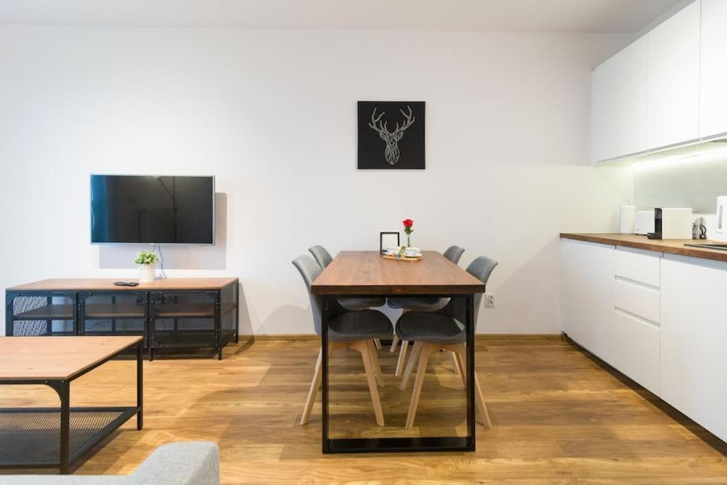 Zablocie Cozy Escape Apartment Krakow Bagian luar foto